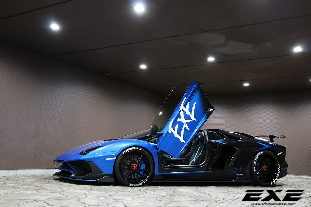 アヴェンタドール SV LP750-4 ロードスターの画像3