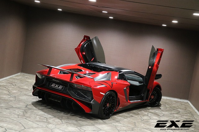アヴェンタドール SV LP750-4 ロードスターの画像4