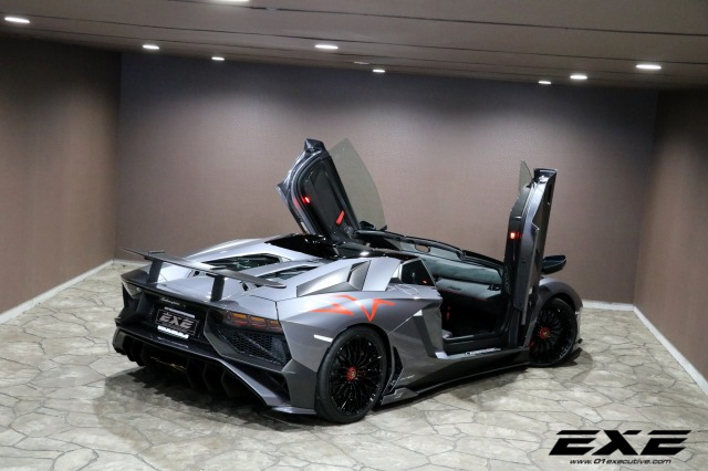 アヴェンタドール SV LP750-4 ロードスターの画像4