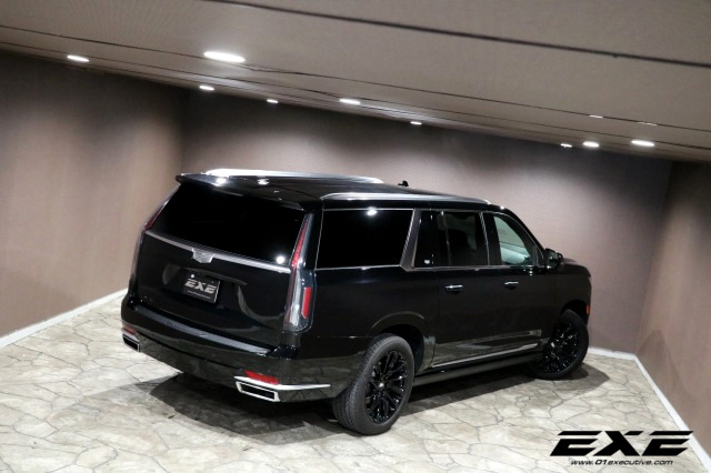 エスカレード　ESV　プレミアム　ラグジュアリー　プラチナムの画像4