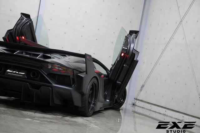 アヴェンタドール SVJ LP770-4 LB-Silhouette WORKS GT Evo【Dry carbon】の画像12