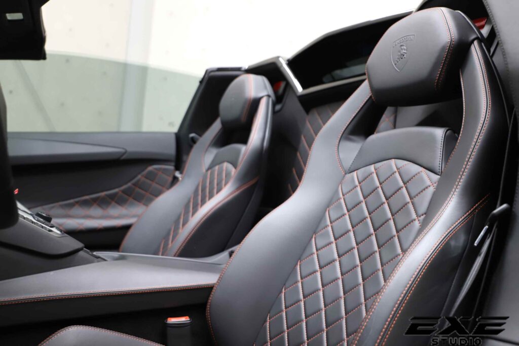 アヴェンタドール LP700-4 ロードスター RI.VALTAの画像7