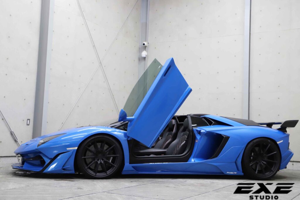 アヴェンタドール LP700-4 ロードスター RI.VALTAの画像11