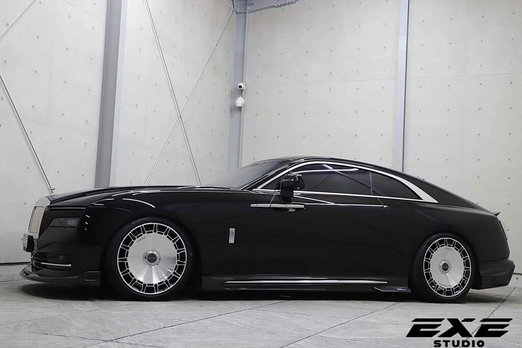 スペクター MANSORY verの画像3