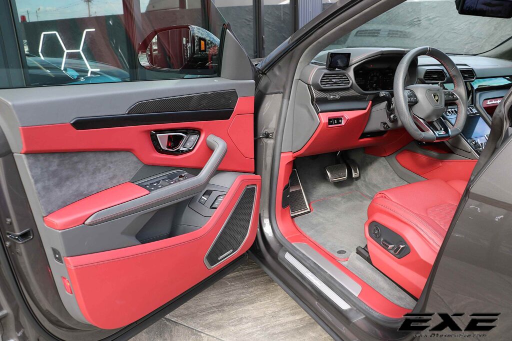 ウルスの画像10