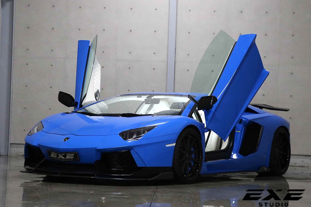 アヴェンタドール LP700-4の画像2