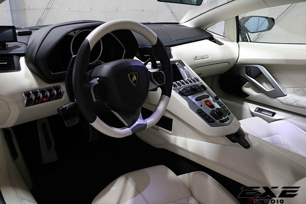 アヴェンタドール LP700-4の画像6