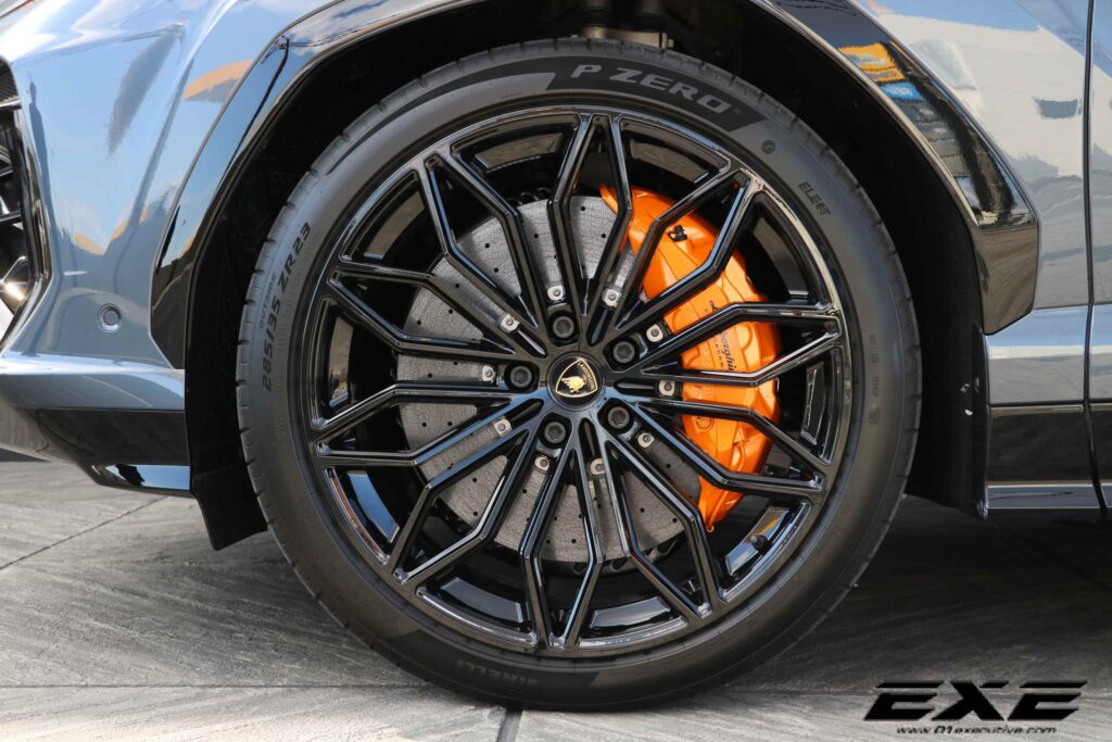 ウルス SEの画像5