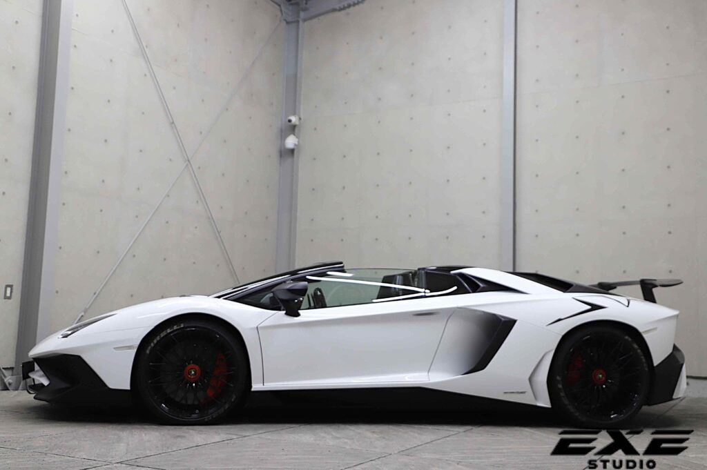 アヴェンタドール SV LP750-4 ロードスターの画像3