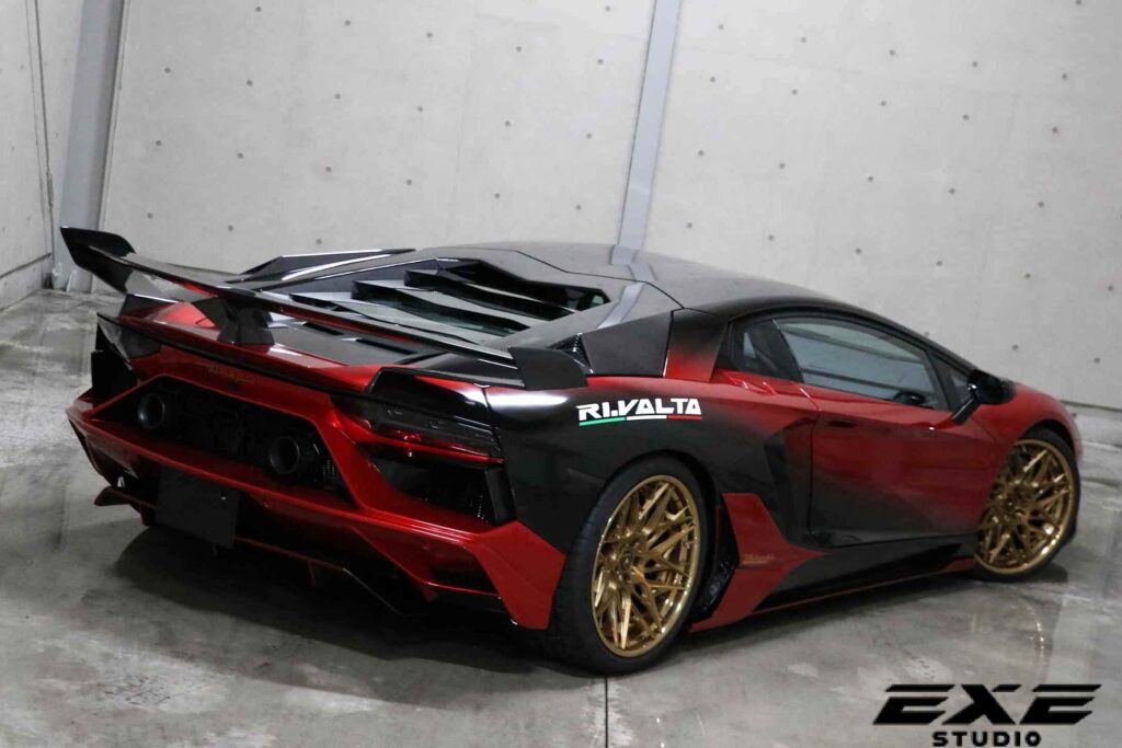 アヴェンタドール LP700-4の画像4